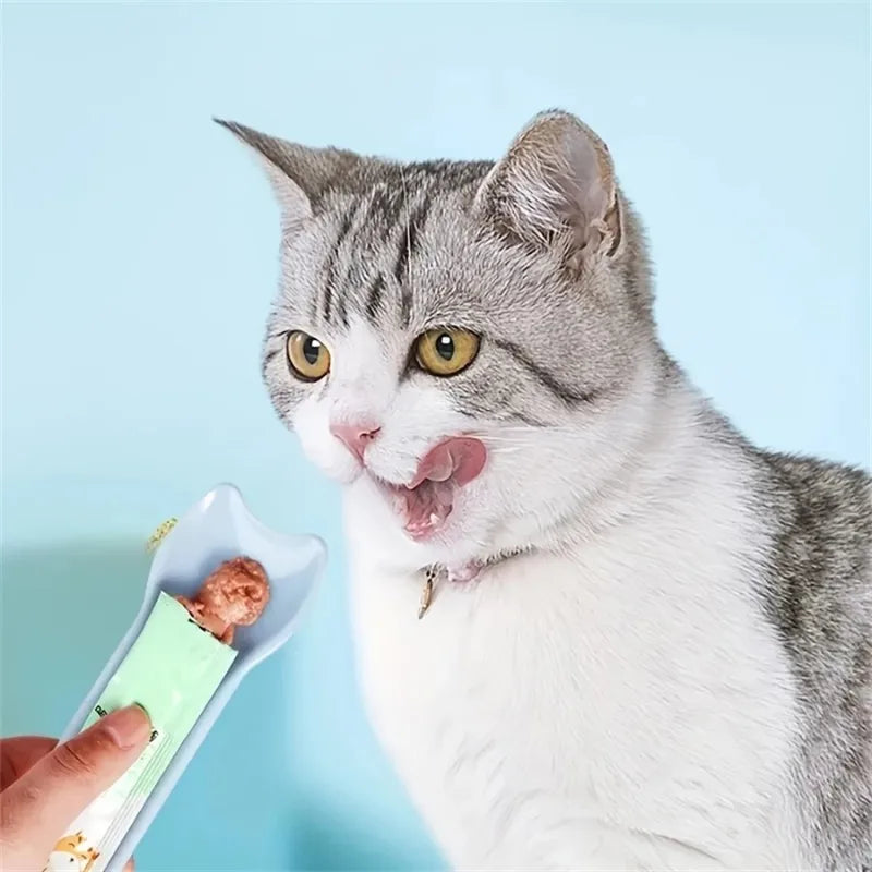 Squeeze Spoon Cat Feeder