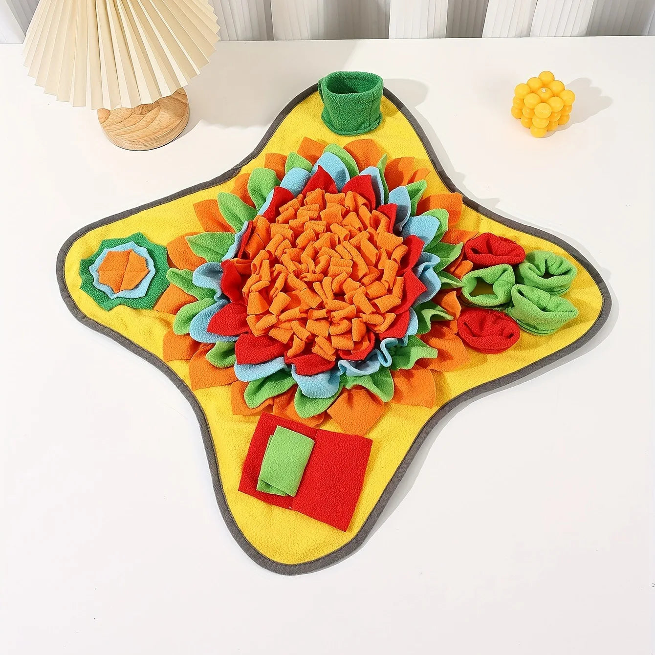 Interactive slow Feeding mat